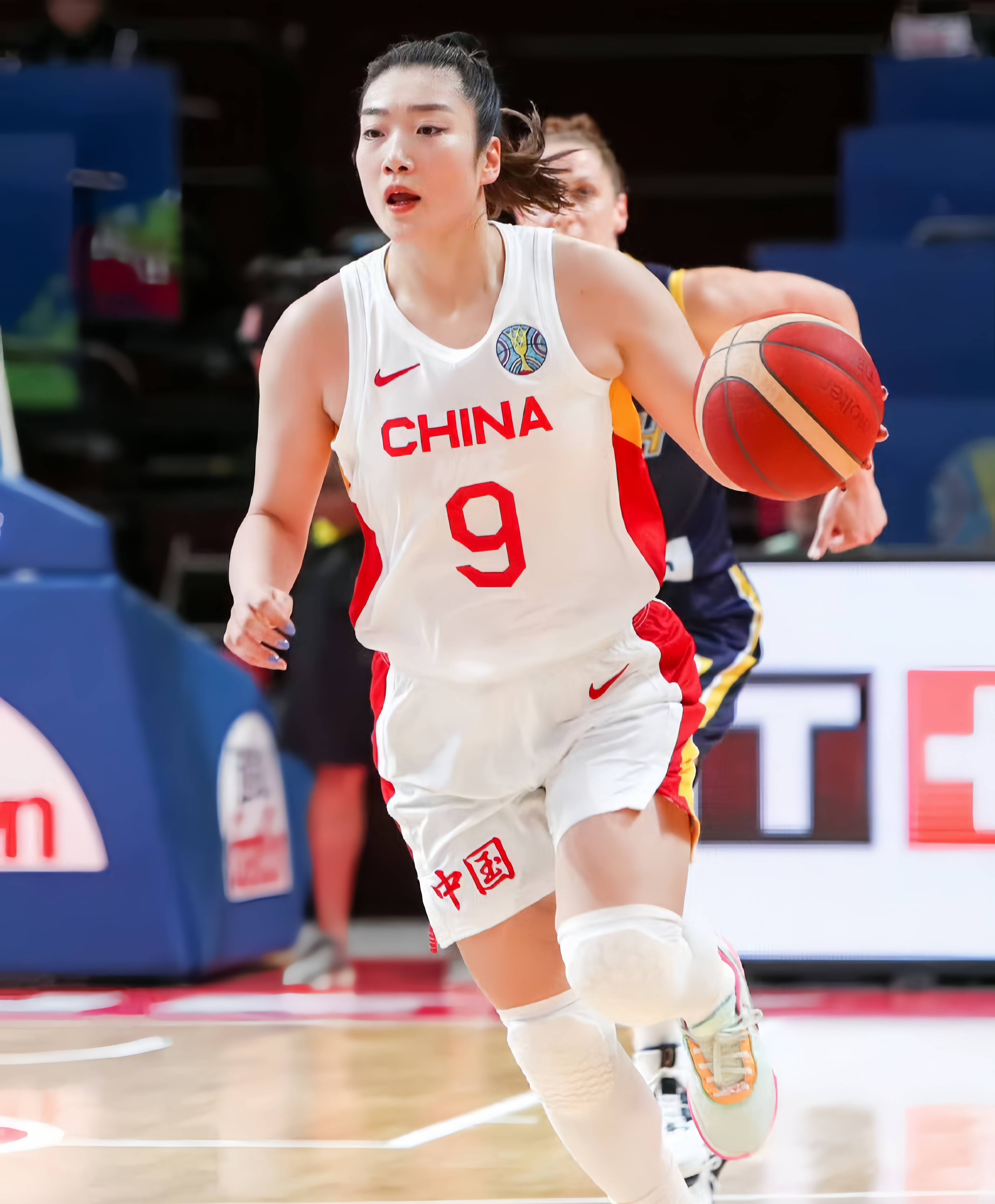 开云体育保障-中国篮球运动员代表国家参加奥运会，创造佳绩