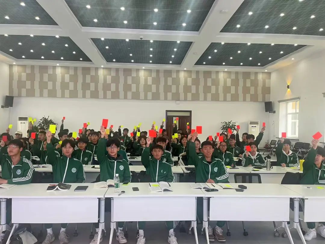 开云APP下载-包含国际足球裁判员培训逐步规范，提升判罚国际竞争力的词条